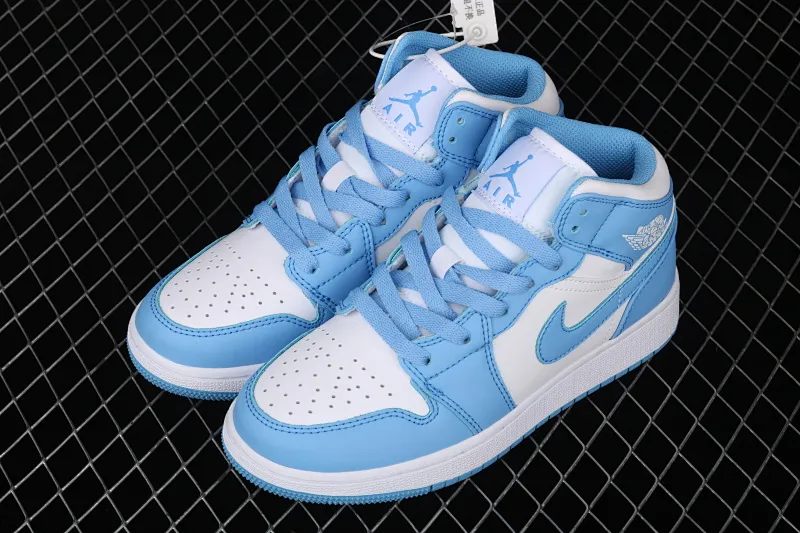 All categories Air Jordan Jordan series basketball shoes Air Jordan 1 Mid Air Jordan 1 Mid AJ1 Joe 1 white and blue 554724-106